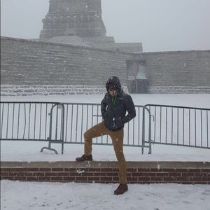 Meet your Posher, Chadrick